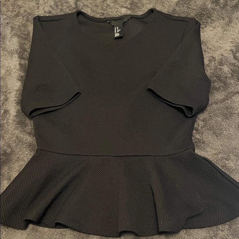 H&M Black Textured Peplum Blouse